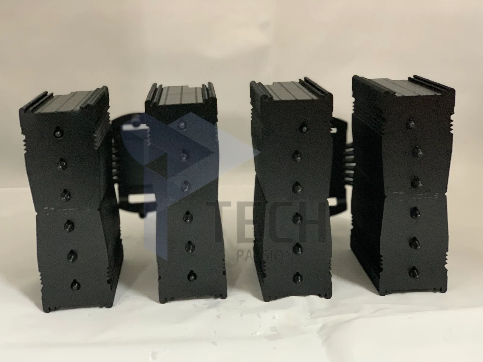 عدد الأنابيب الحرارية لمبرد Noctua NH-D15