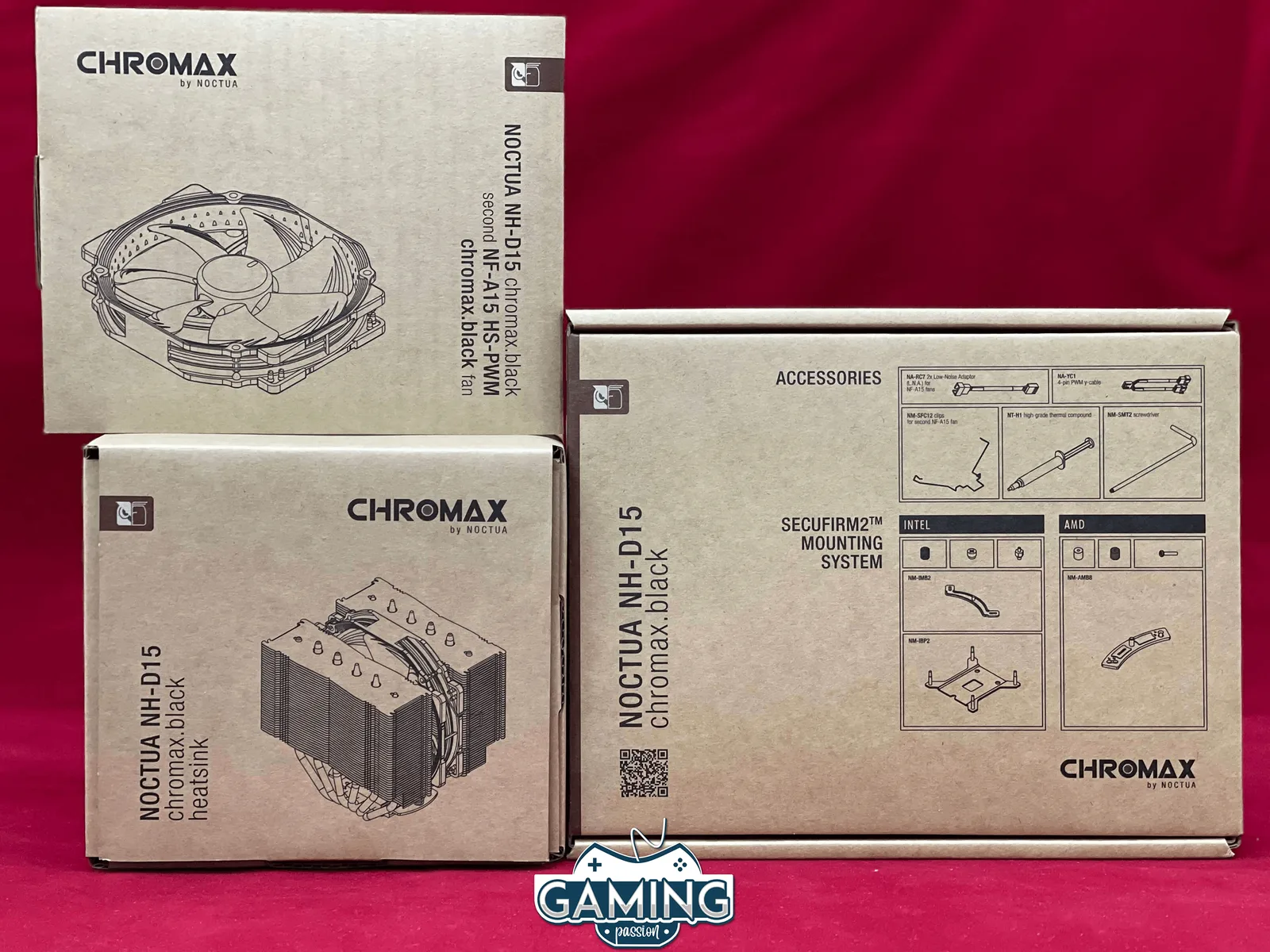 شكل كرتونة المبرد الداخلية مع المروحة الاضافية مع صندوق ادوات التركيب لمبرد Noctua NH D15 Chromax