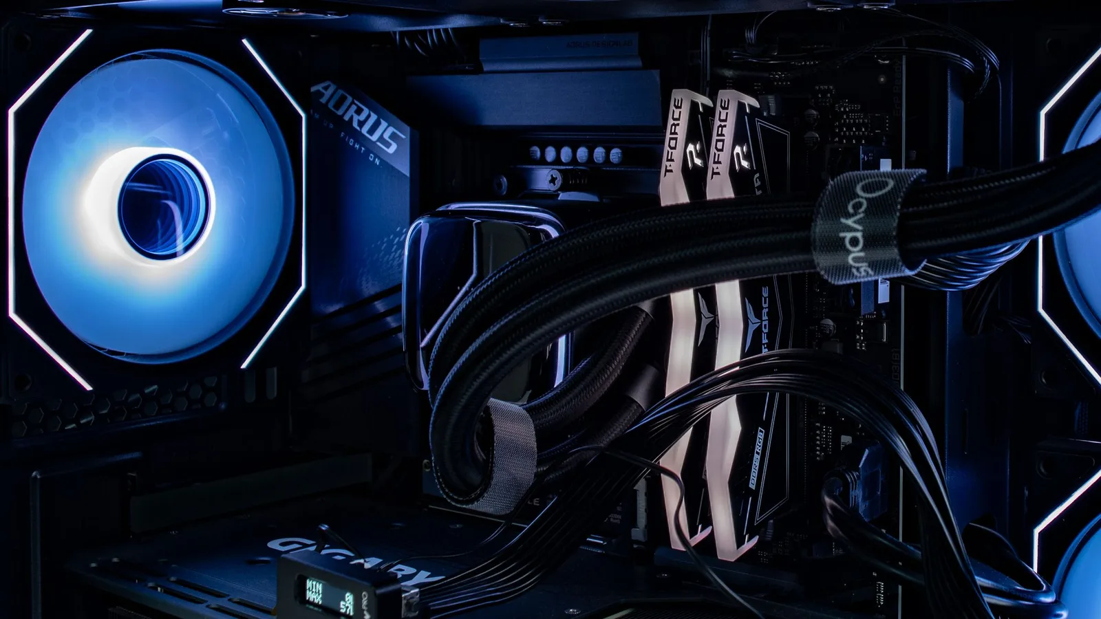 مراجعة ذاكرة T-Force DELTA DDR5 RGB 6000MHz