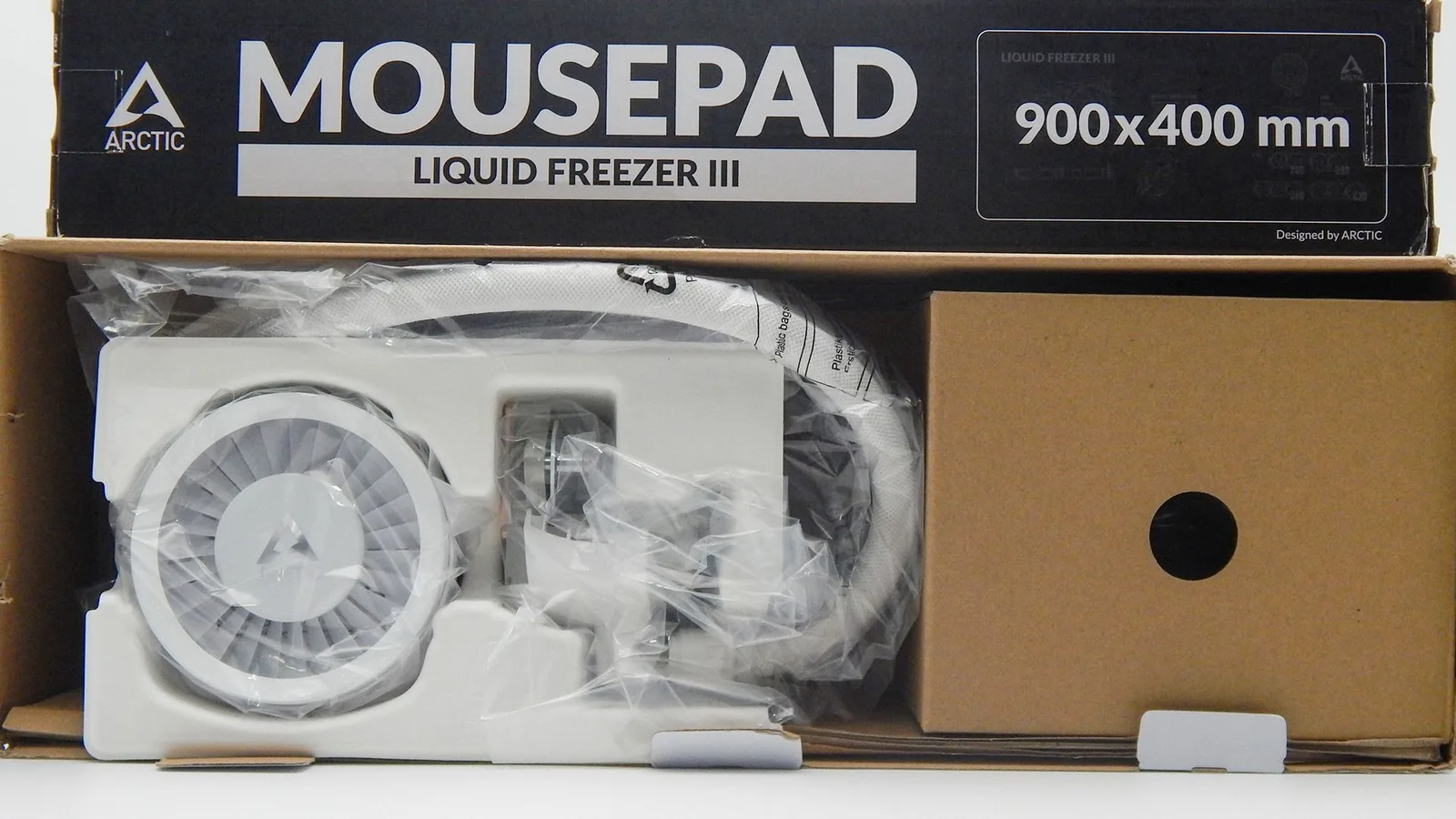 مبرد Arctic Liquid Freezer III 360 ARGB قبل Unboxing.