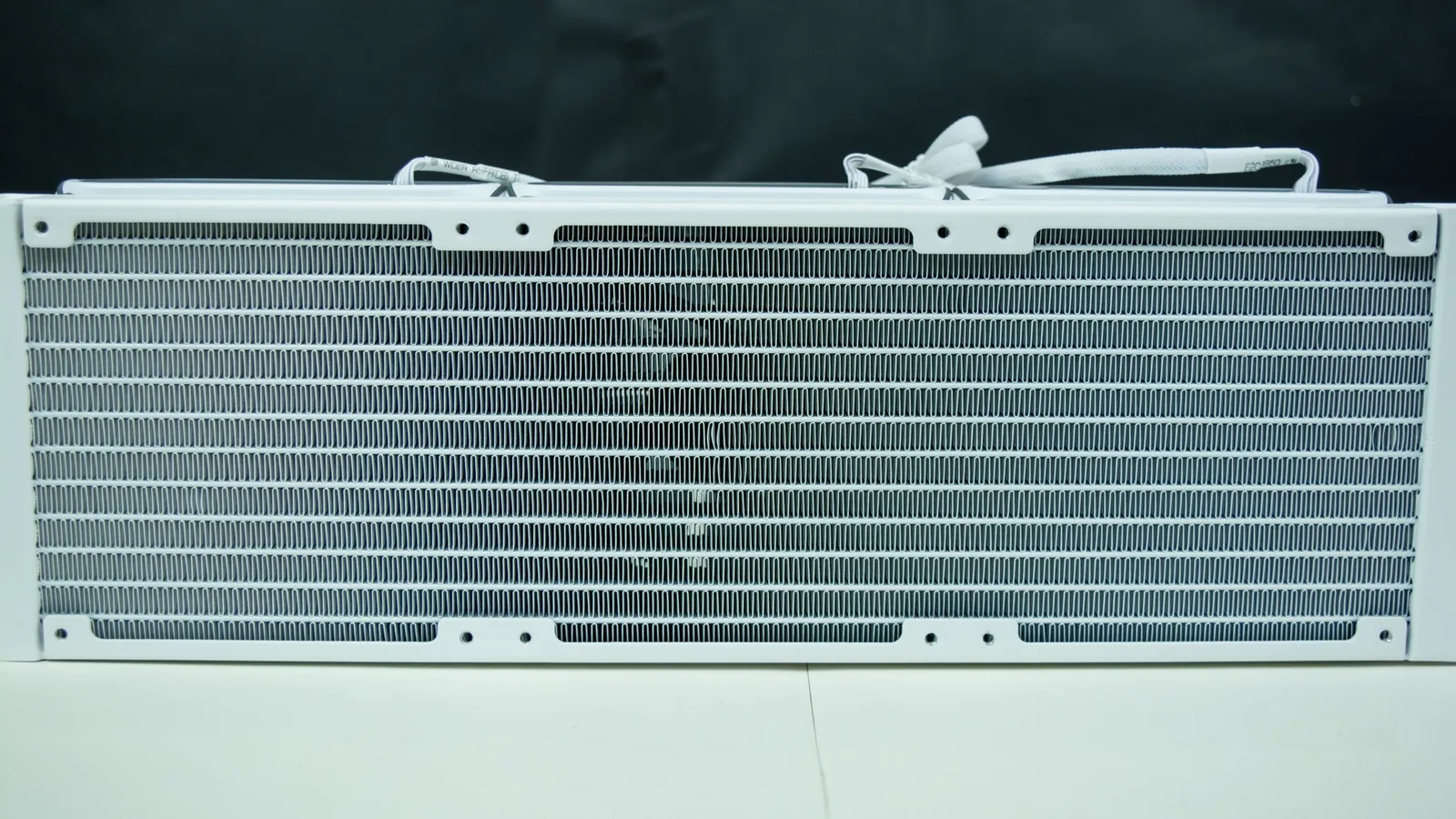 مراجعة مبرد Astra LZ360 ARGB